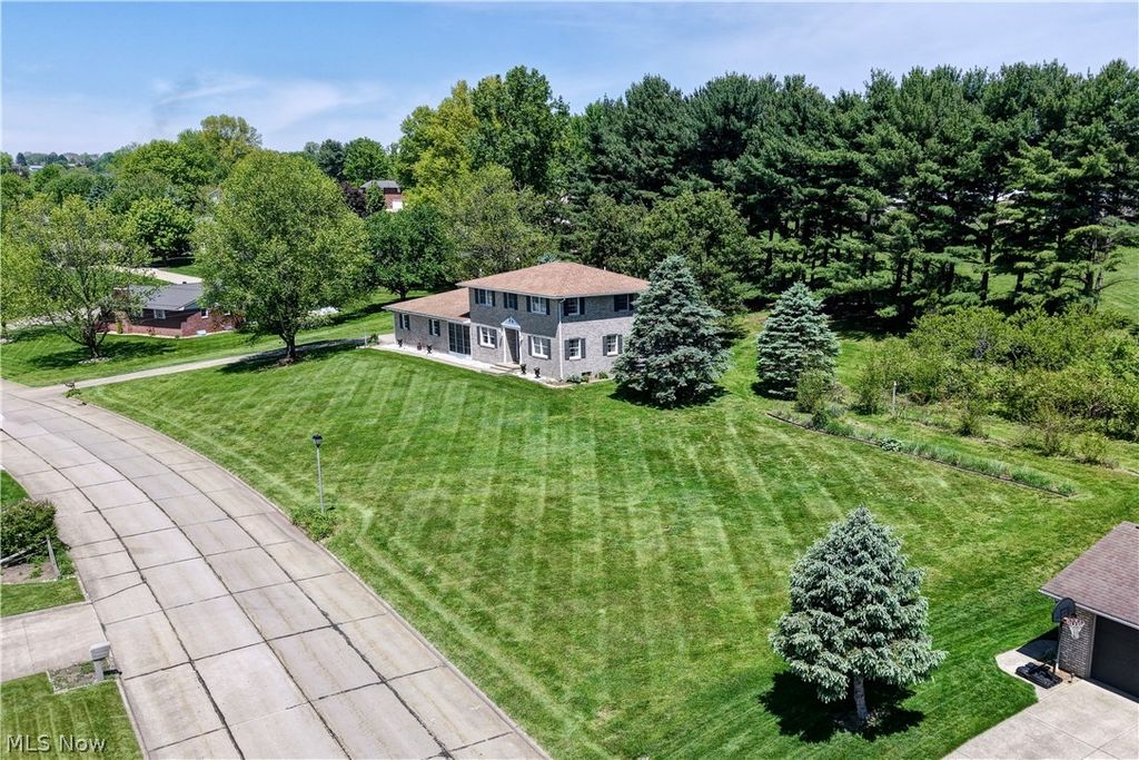 Photo of 883 Basel Street, Sugarcreek, OH 44681 (MLS # 5210377)