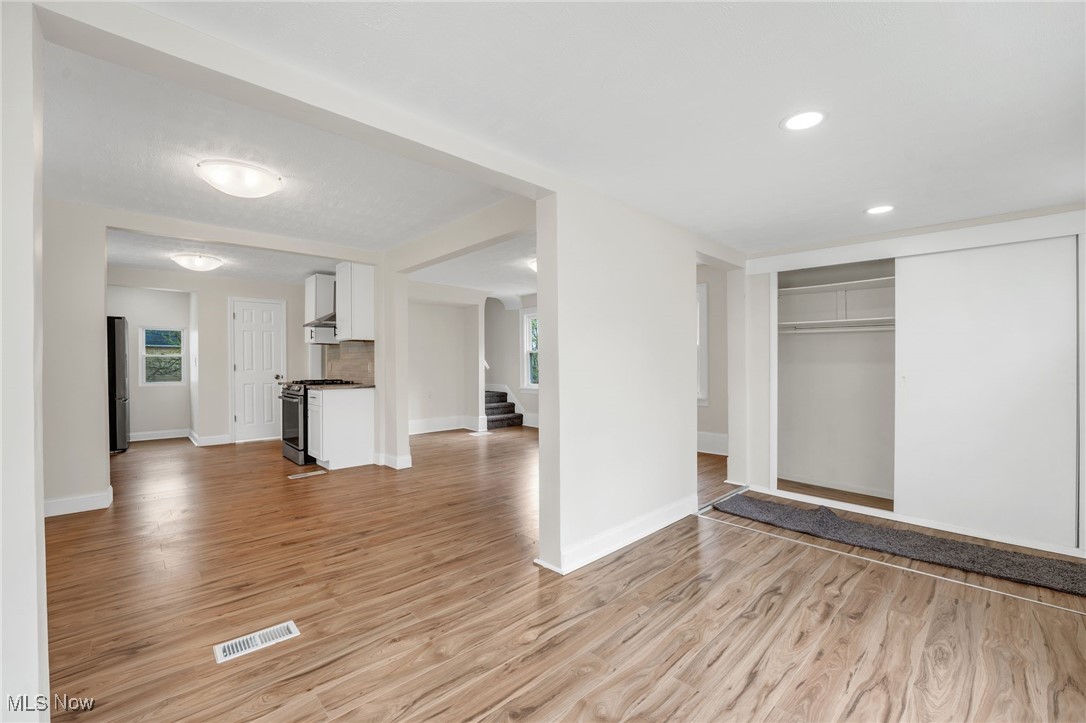 3433 W 137th Street, Cleveland, Ohio image 9