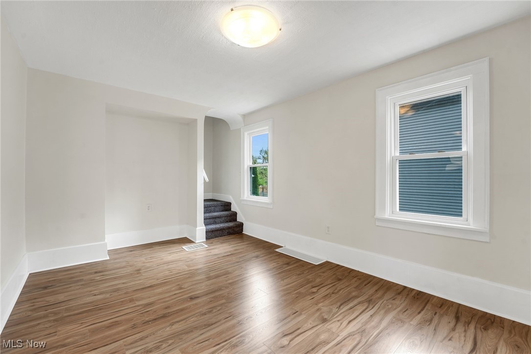 3433 W 137th Street, Cleveland, Ohio image 7