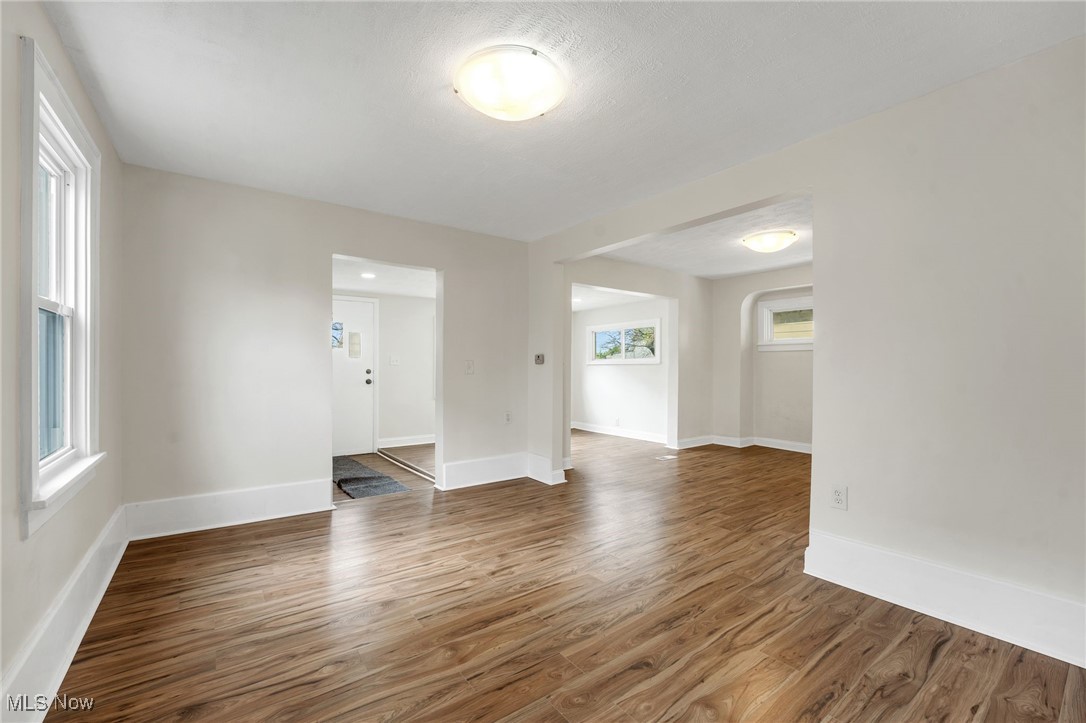 3433 W 137th Street, Cleveland, Ohio image 6