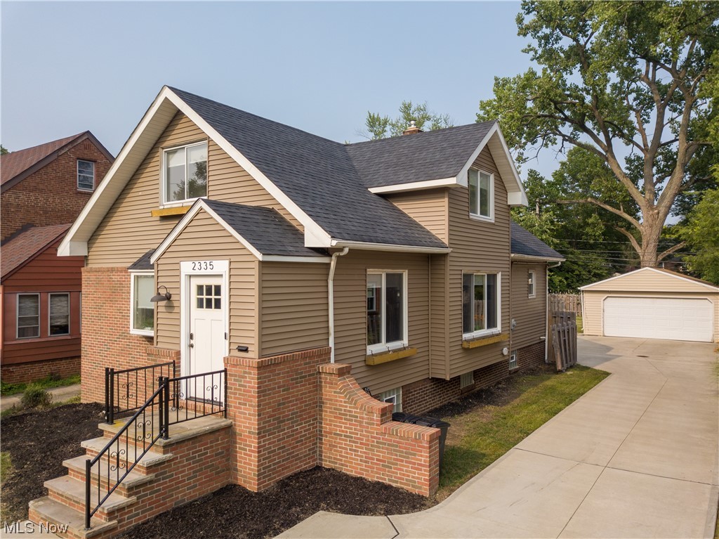 Edward Kneen - Residential