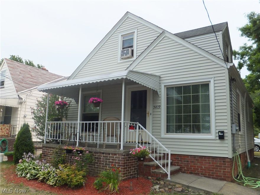 Excellent Vinyl Sided Bungalow,3 bedrooms,eat-in kitchen,appliances stay,newer windows,brand new furnace & central air,rec room,shower in bsmt,glass block windows,updated 100amp electric box,vinyl siding & gutters 3yrs,front porch,large 2 car garage w/electric & water,just move-in