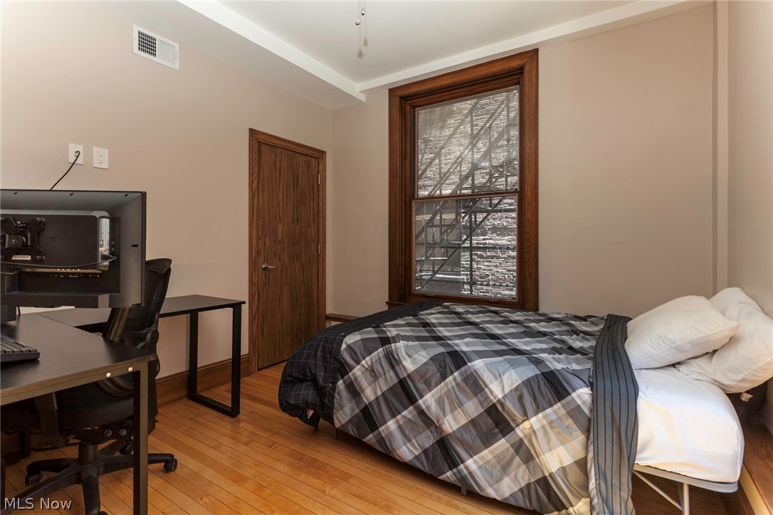 Park Bldg Condos - Residential Lease