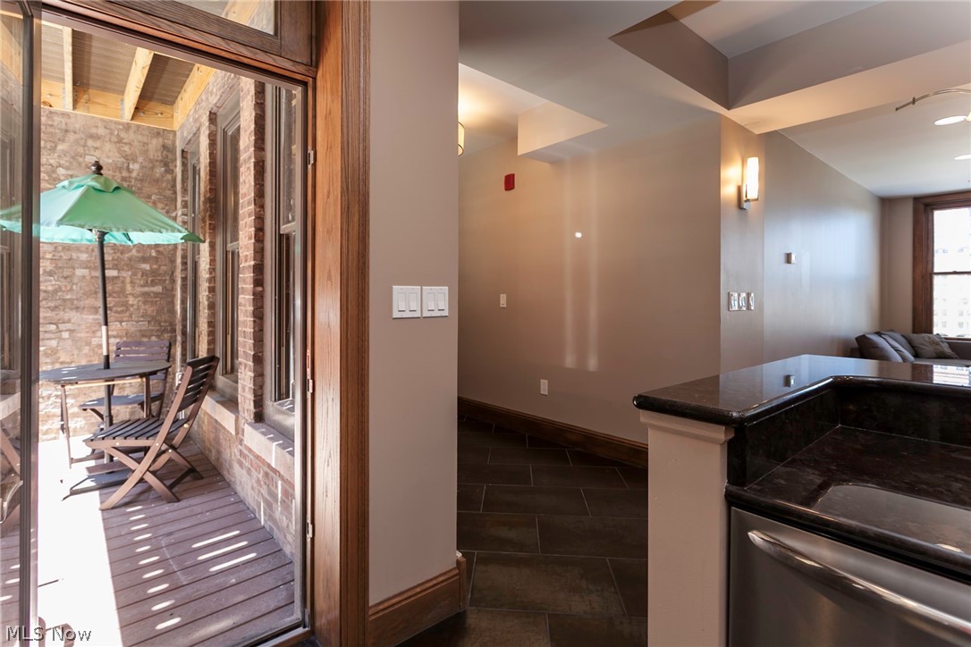 Park Bldg Condos - Residential Lease