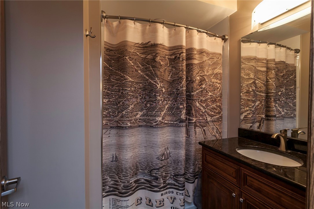 Park Bldg Condos - Residential Lease