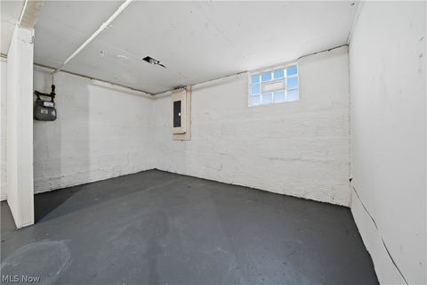 Tiny photo for 225 Cranz Place, Akron, OH 44310 (MLS # 5210587)