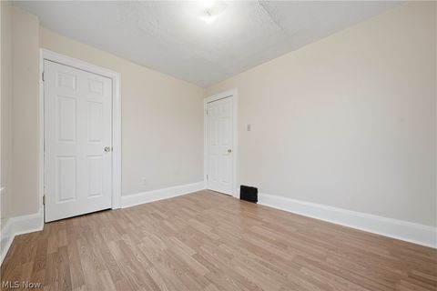 Tiny photo for 225 Cranz Place, Akron, OH 44310 (MLS # 5210587)