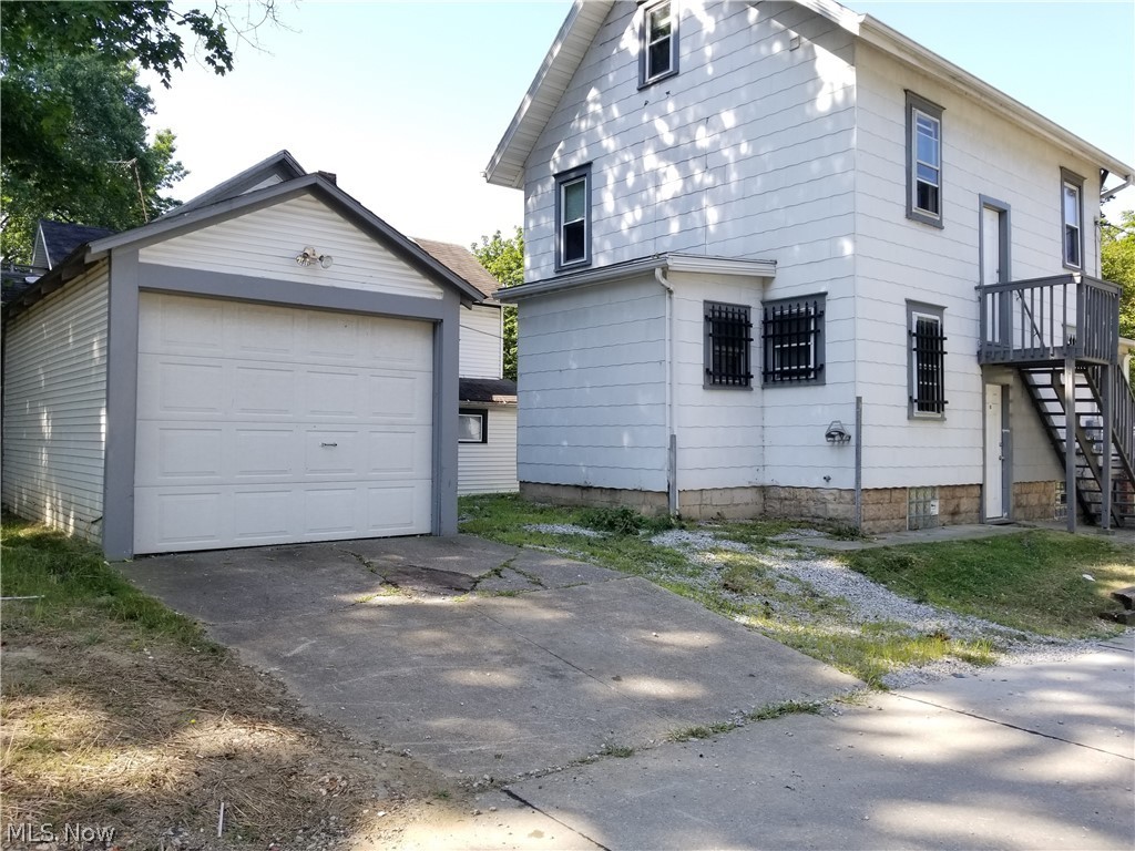Voris - Residential Lease