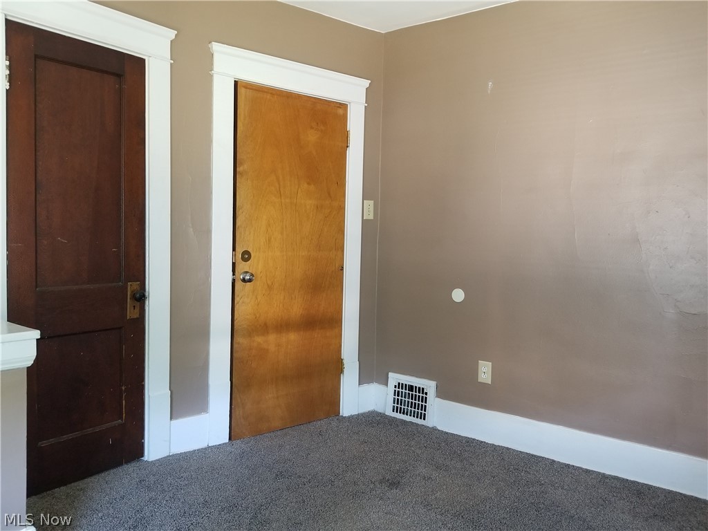 Voris - Residential Lease
