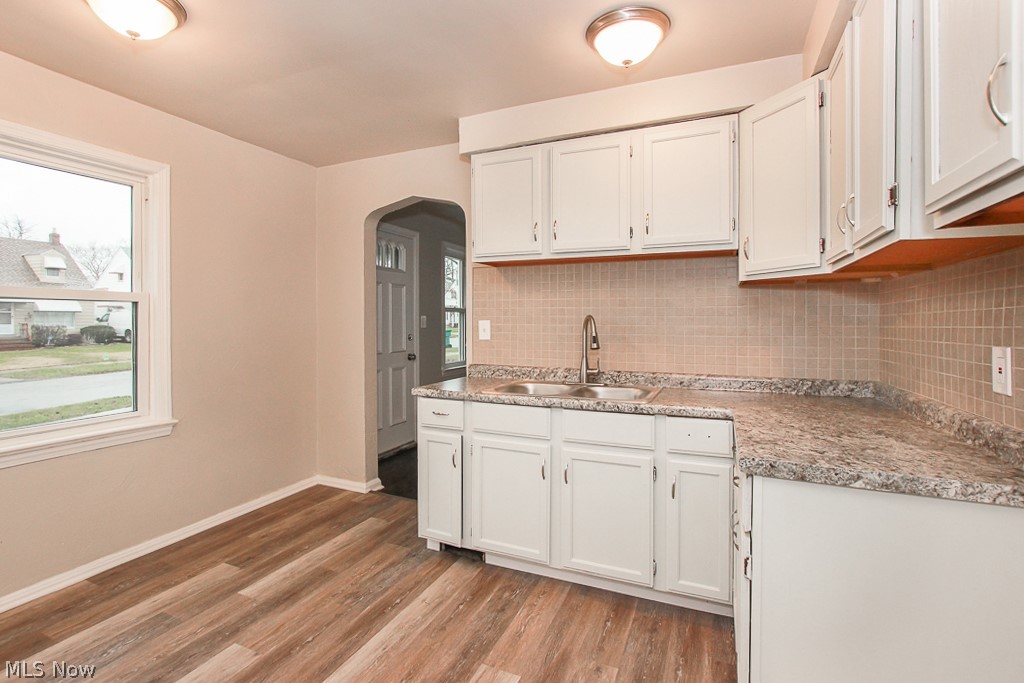 Waid & Duffeys Ctr Highways A - Residential Lease