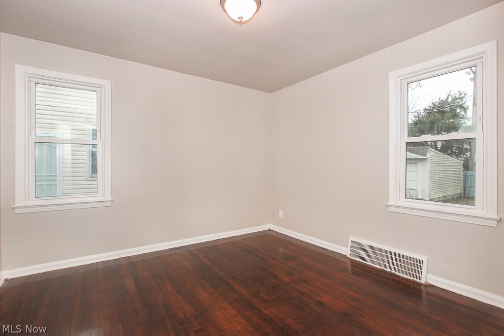 Waid & Duffeys Ctr Highways A - Residential Lease