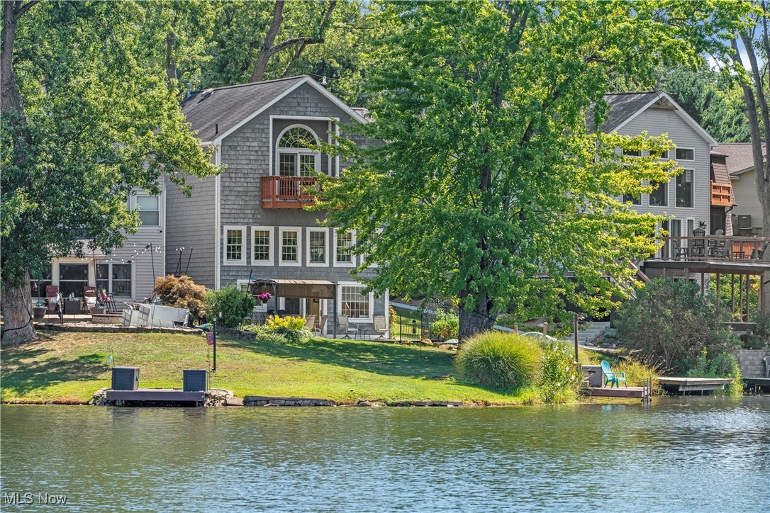 Willowdale Lake - Residential