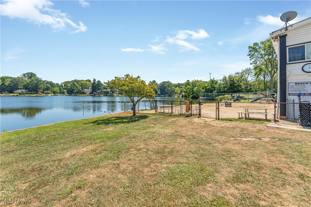 Willowdale Lake - Residential