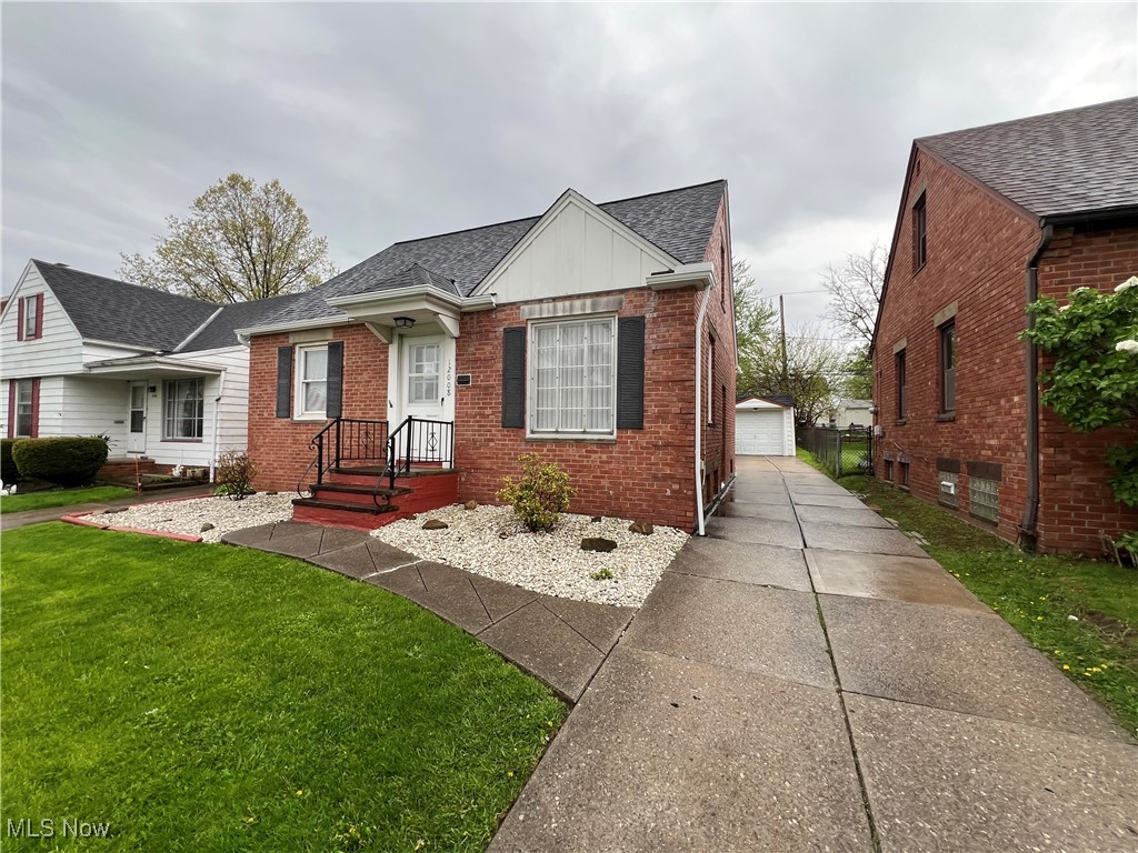 12008 Darlington Avenue, Garfield Heights, Ohio image 3
