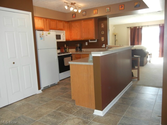 Crystal Lake Ph 02 - Residential
