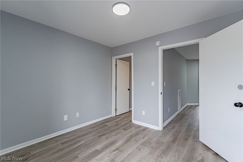 Tiny photo for 695 Carroll Street, Akron, OH 44304 (MLS # 5209389)
