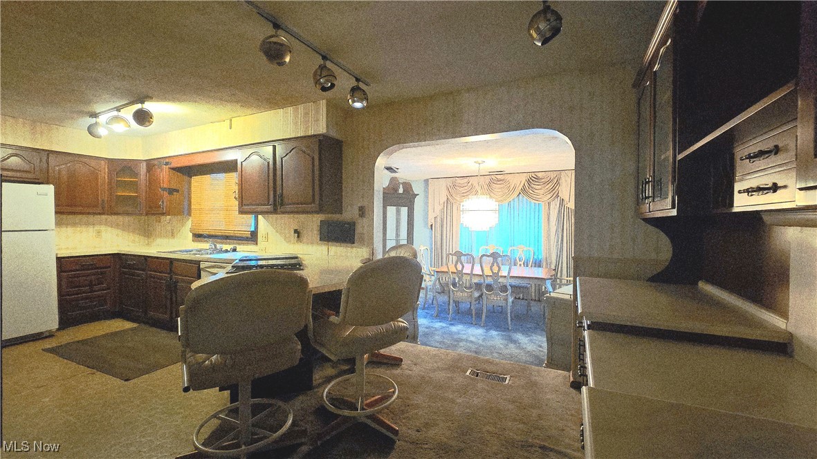 2941 Regal Drive, Warren, Ohio image 5