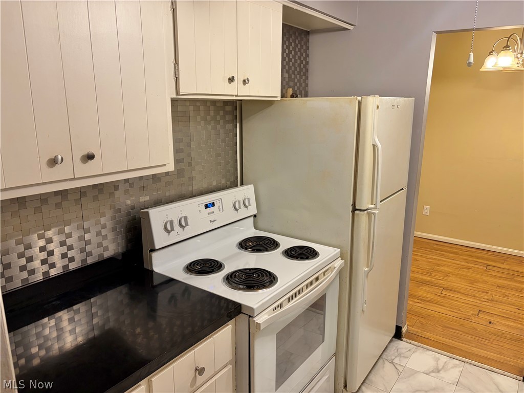 2885 Pease Drive 221