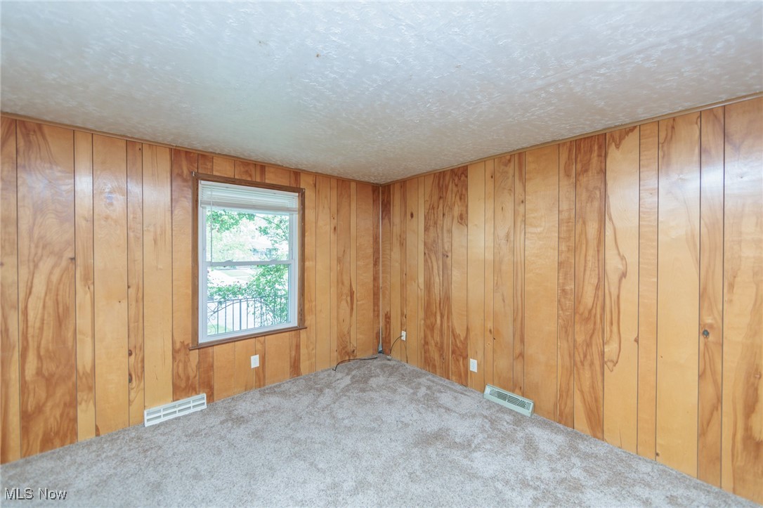 1930 E 30th Street, Lorain, Ohio image 24
