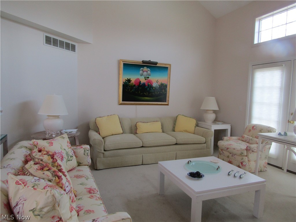 Hamlets Glenmoor Condo - Residential