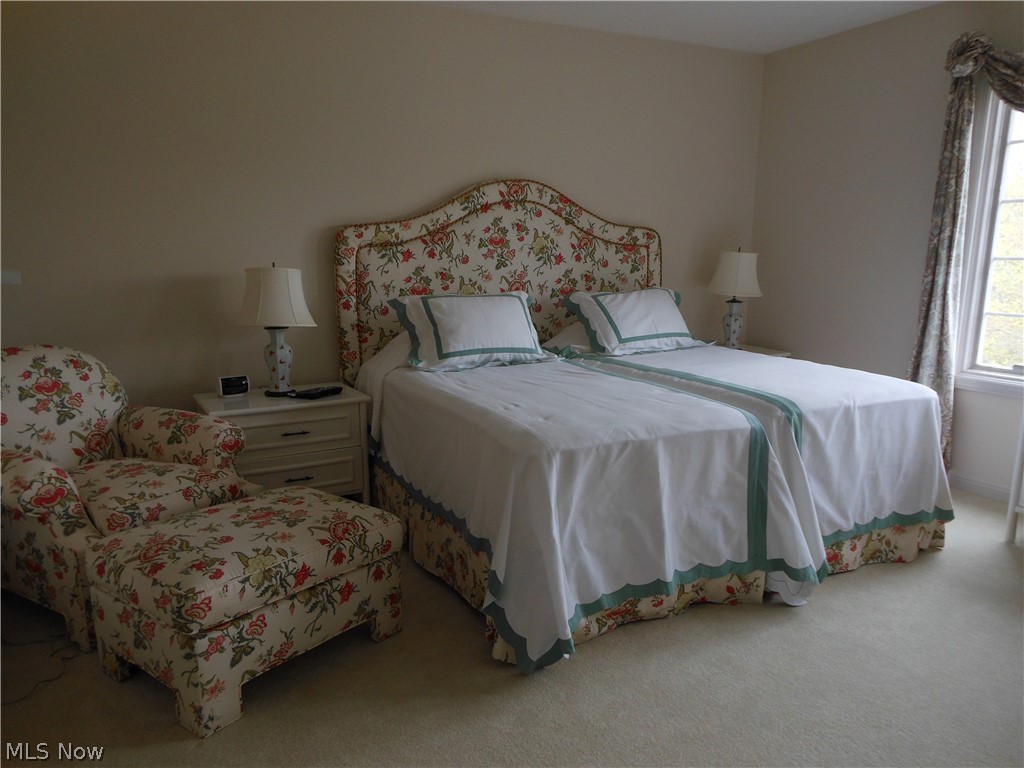 Hamlets Glenmoor Condo - Residential