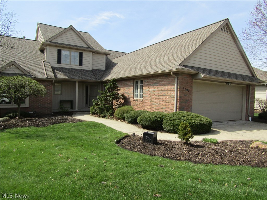 Hamlets Glenmoor Condo - Residential