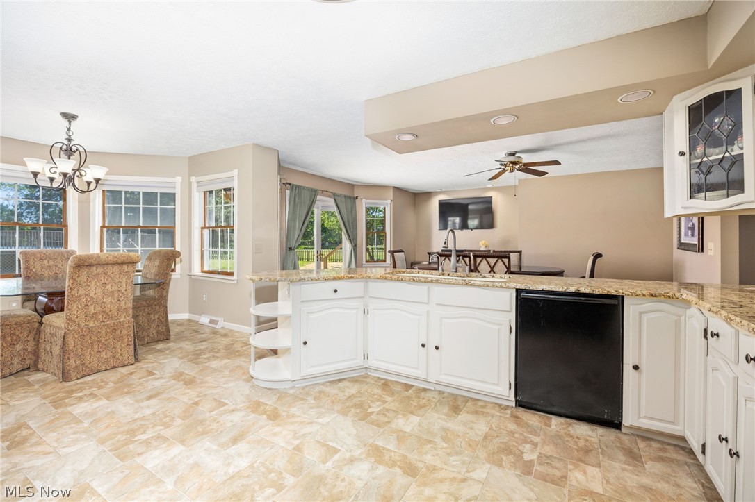 6585 Stone Road