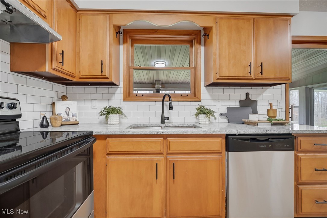 9680 Riverwood Lane, Chagrin Falls, Ohio image 12