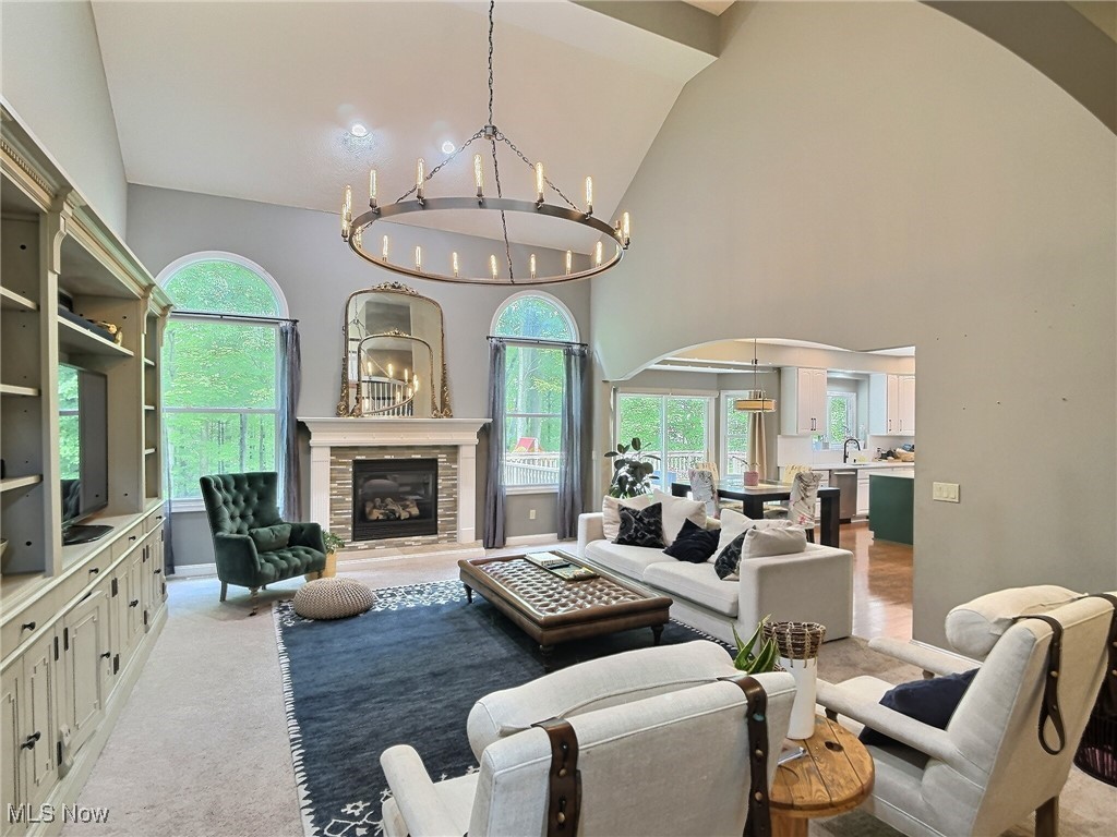5554 Ridgewood Lane