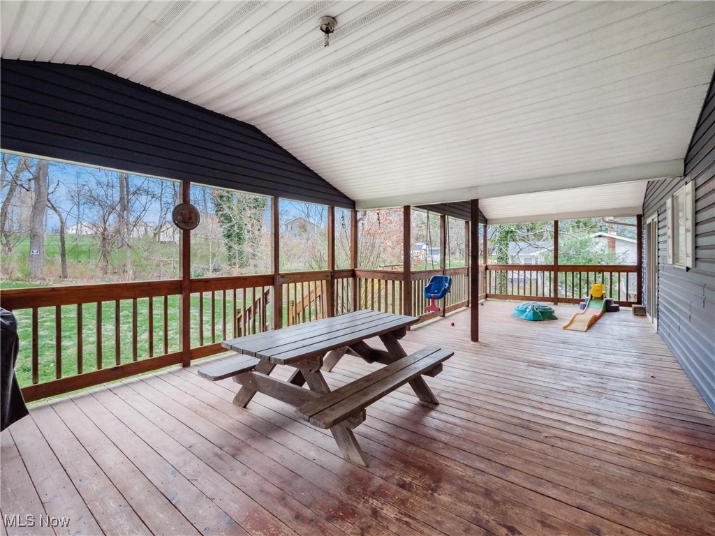 2765 N Lawndale Place, Zanesville, Ohio image 31