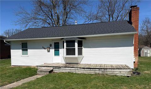 Homes For Sale - 425 Second Street<br/> Stark County, Brewster, OH 44613