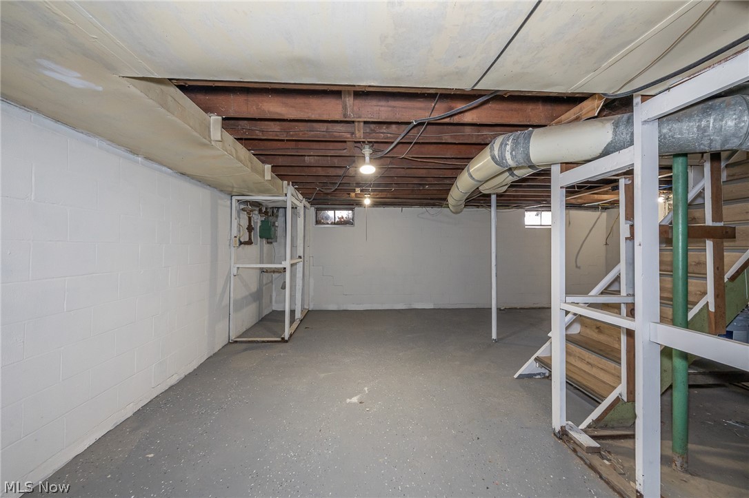 Kneirim Drive Homes - Residential