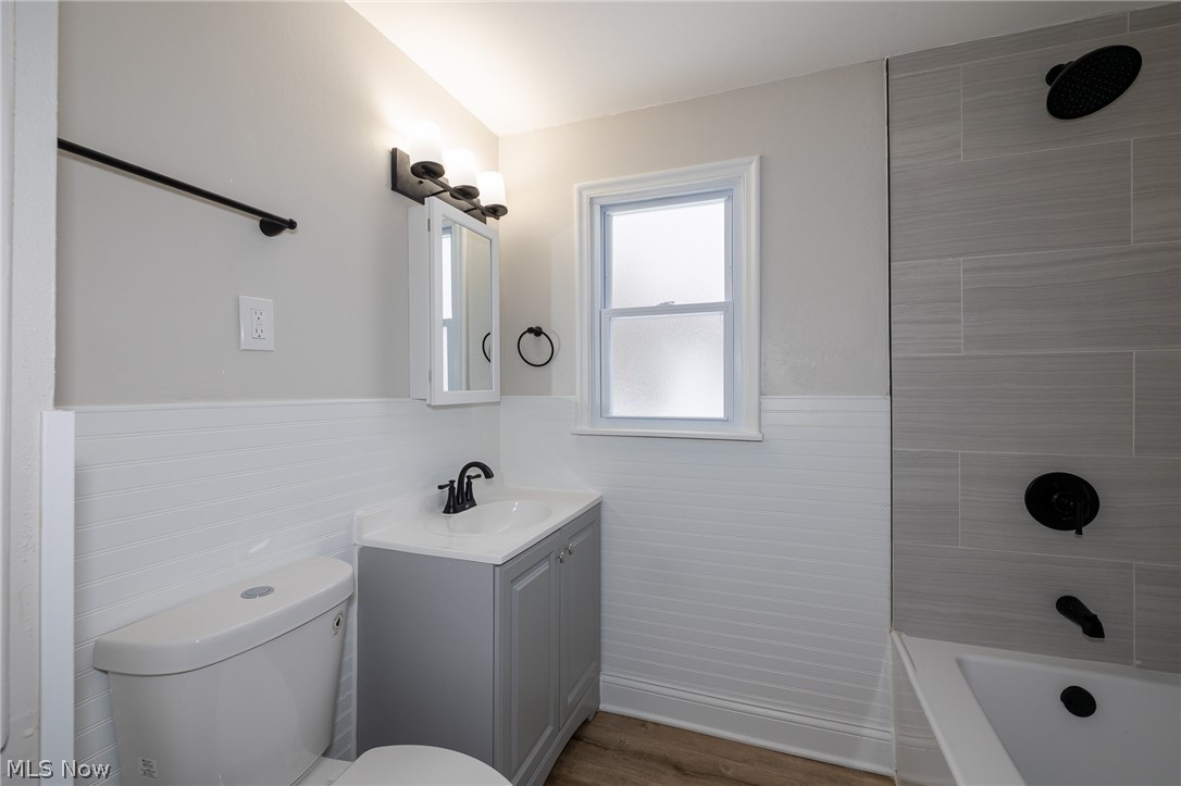 Kneirim Drive Homes - Residential