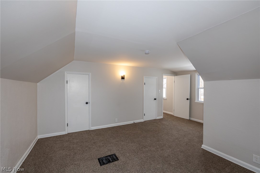 Kneirim Drive Homes - Residential