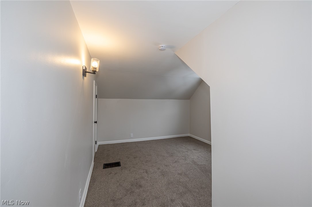 Kneirim Drive Homes - Residential