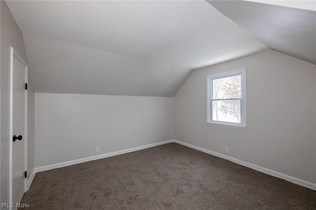 Kneirim Drive Homes - Residential