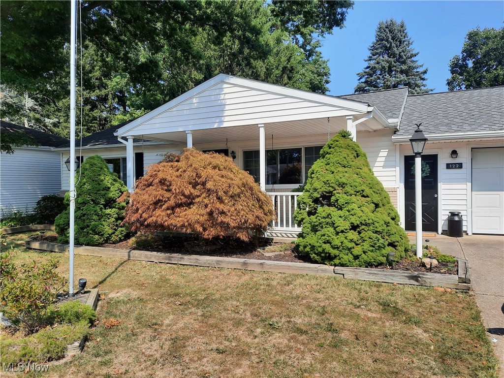 View Elyria, OH 44035 house