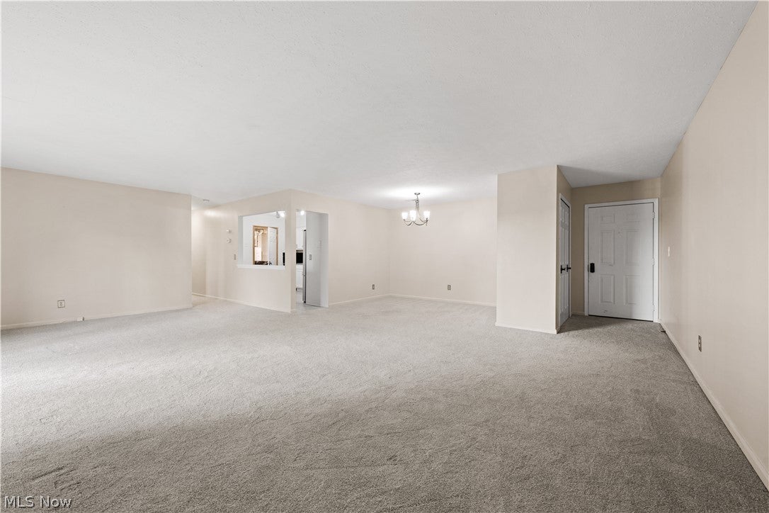 550 Tollis Parkway 307