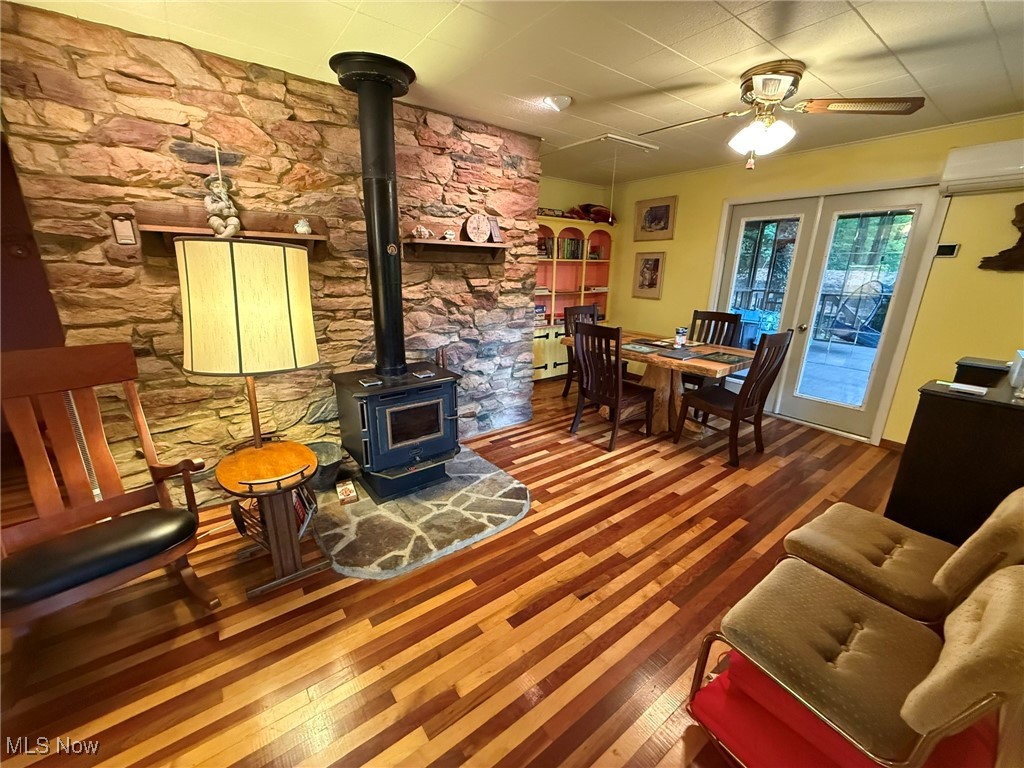 Tappan Lake - Residential