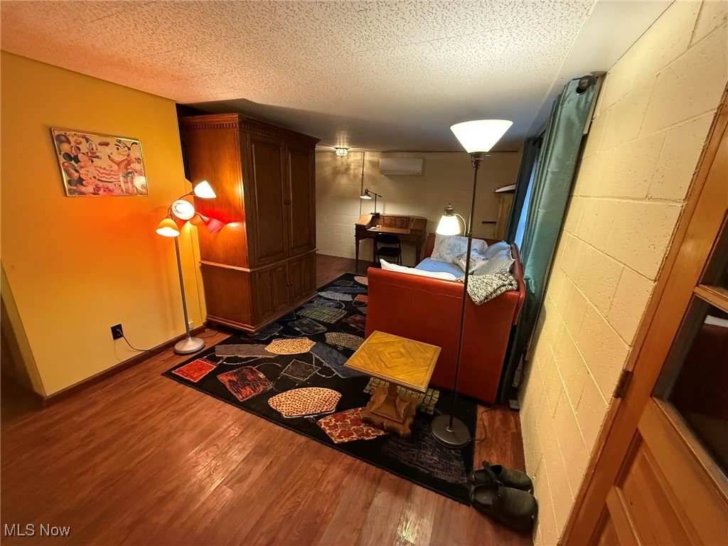 Tappan Lake - Residential