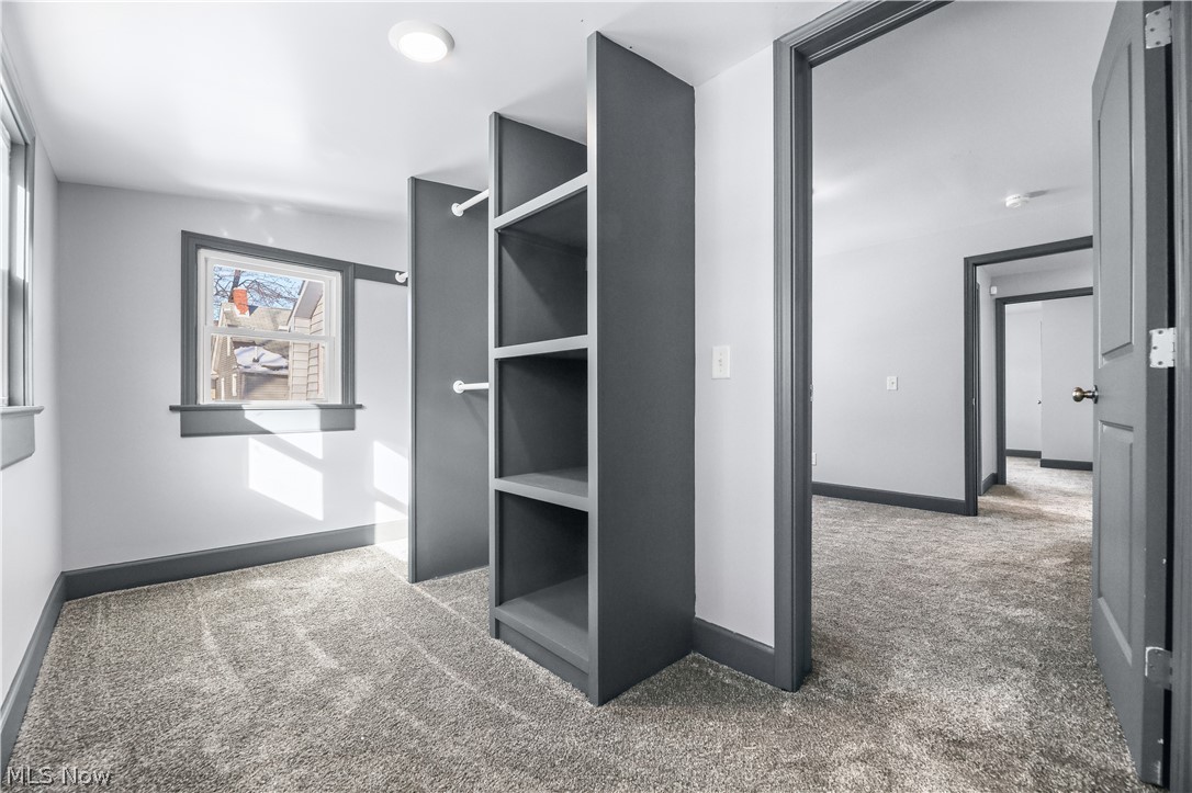 Colonial Homes - Residential