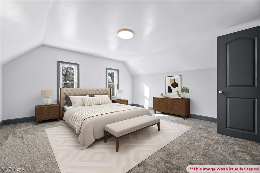 Colonial Homes - Residential