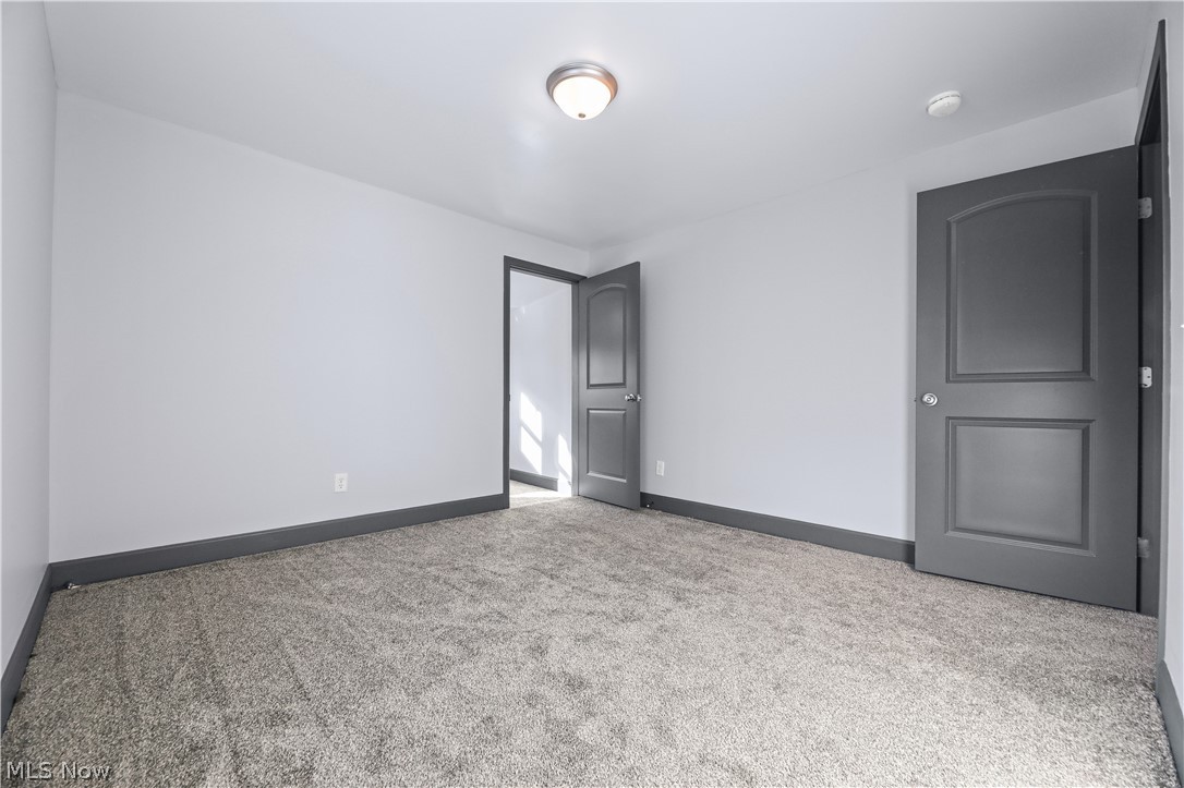 Colonial Homes - Residential