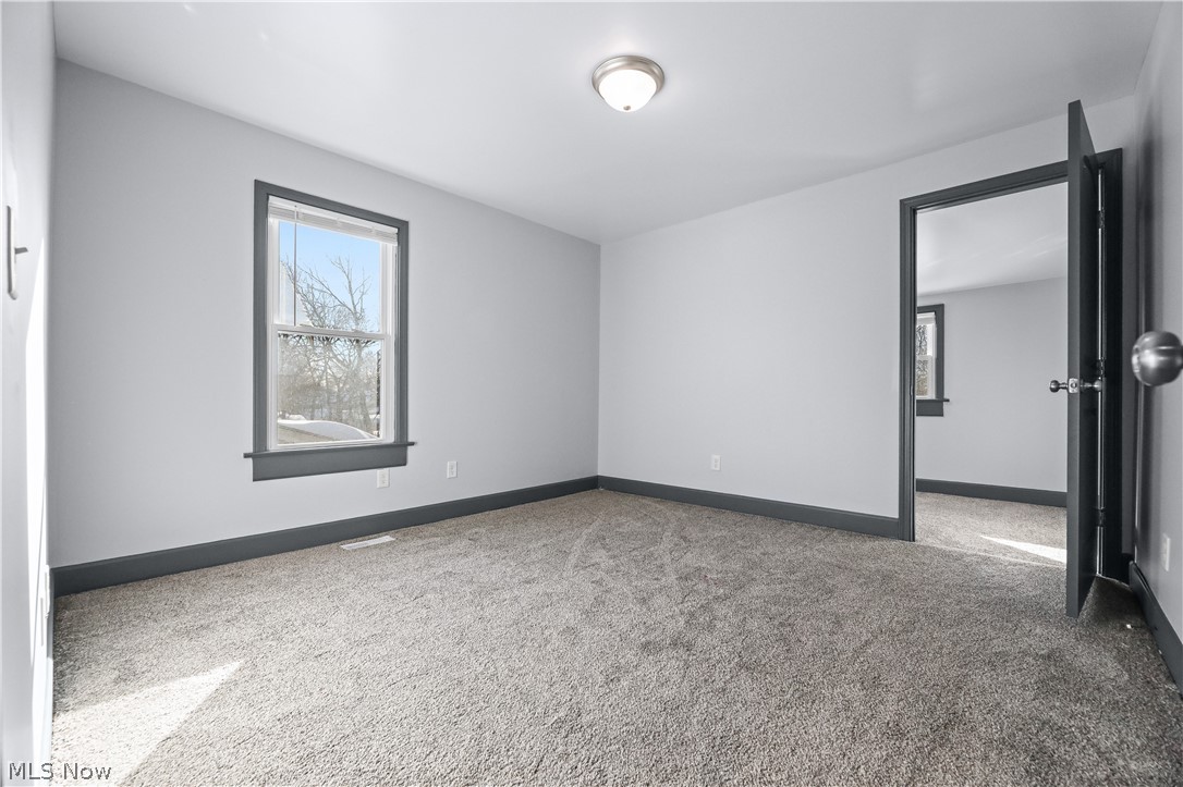 Colonial Homes - Residential