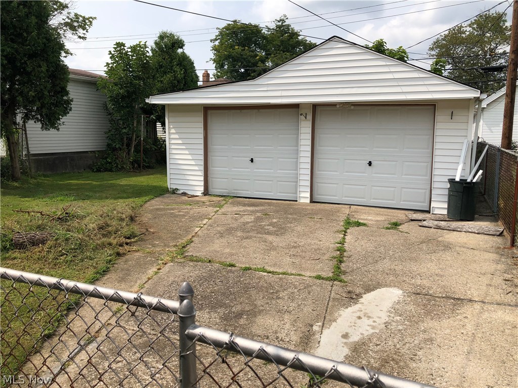 Suburban Dev Cos Crofton Over - Residential