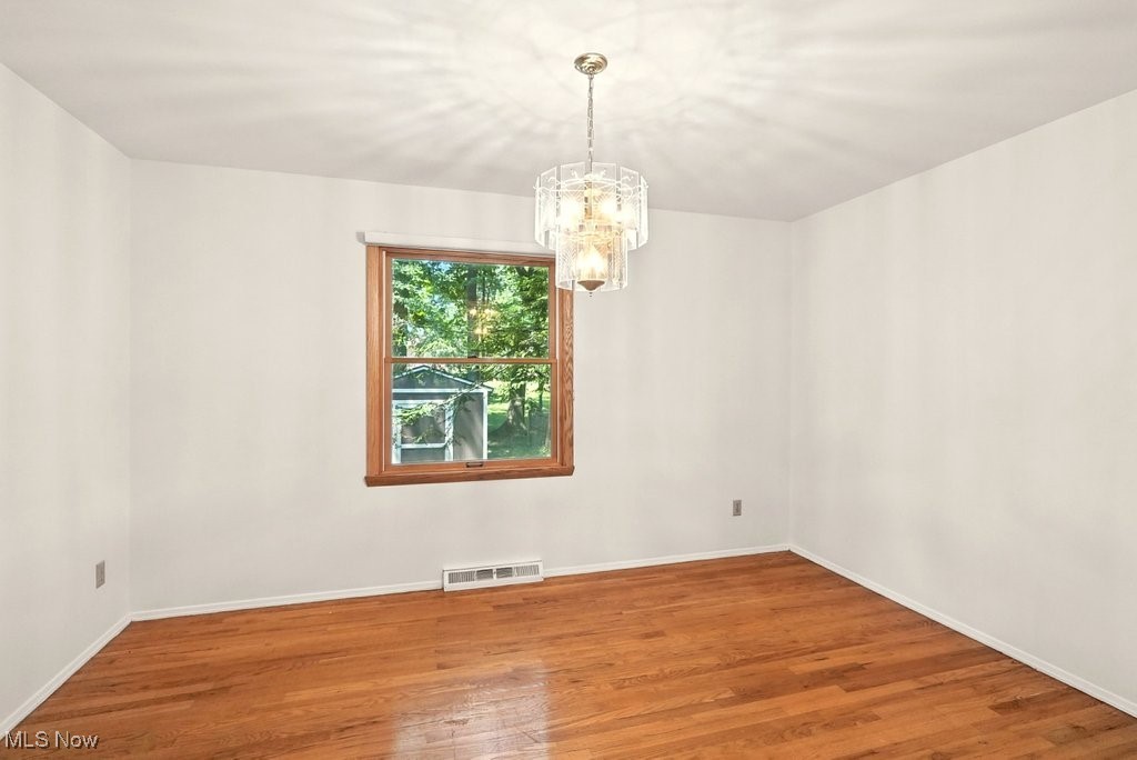 University Manor - Residential