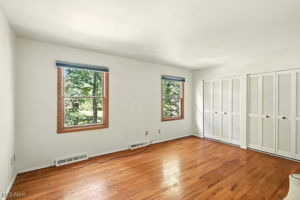 University Manor - Residential