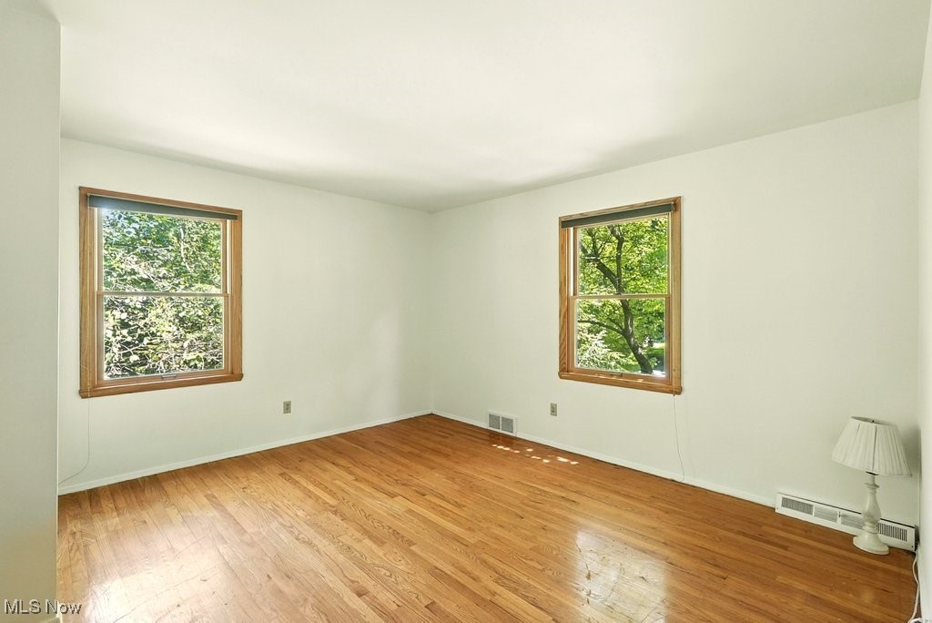 University Manor - Residential