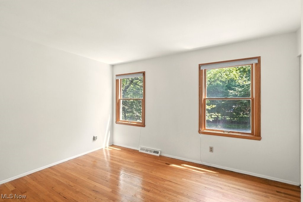 University Manor - Residential