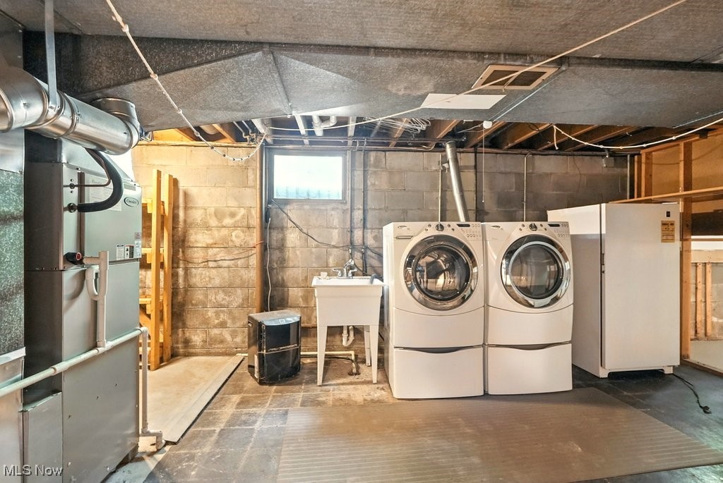 University Manor - Residential